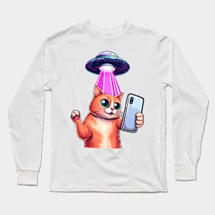 Cat UFO Selfie, Cat And UFO, Cat Selfie, Kitten, Funny Cat Long Sleeve T-Shirt